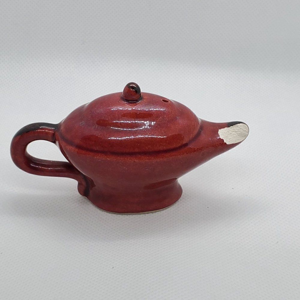 Vintage Salt Pepper Shakers Genie & Lamp Chipped - Picture 2 of 12